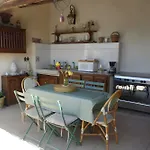 D'hôtes La Buissonnière Théziers